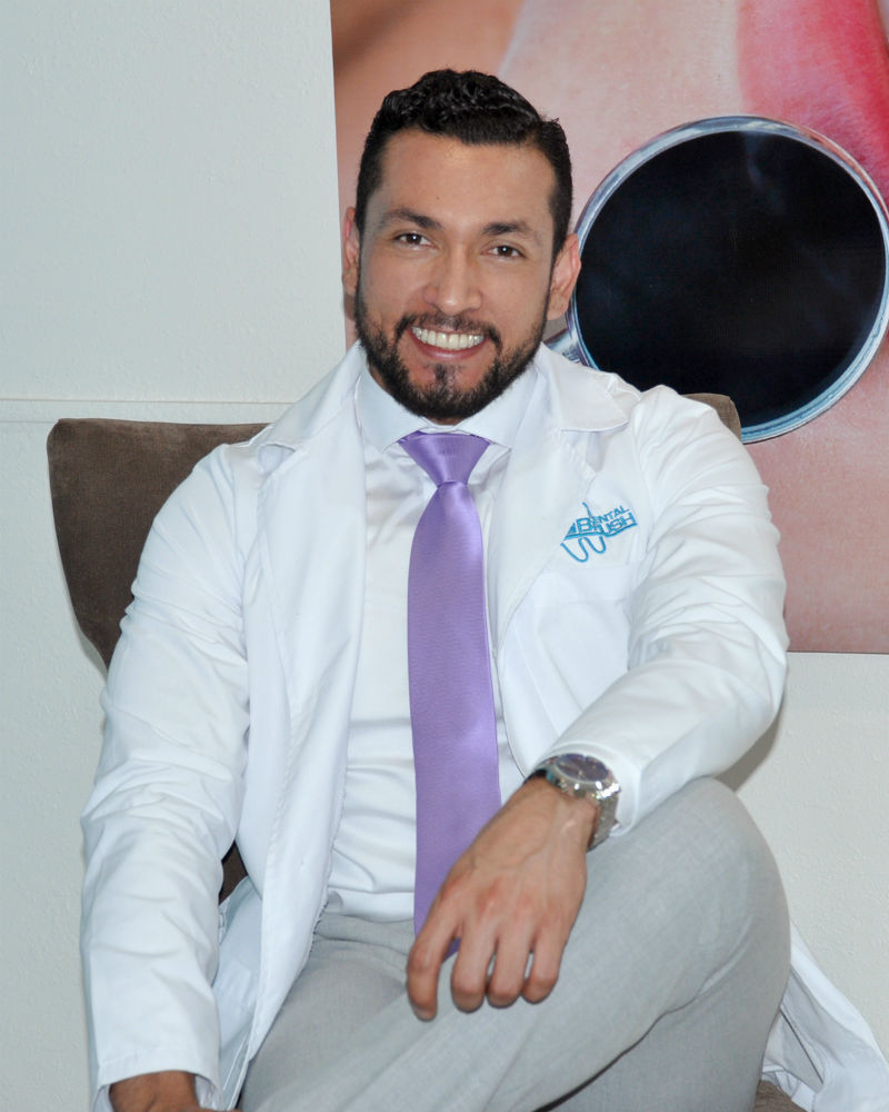 Dr. Emmanuel Leon Dentist Tijuana Dental Brush